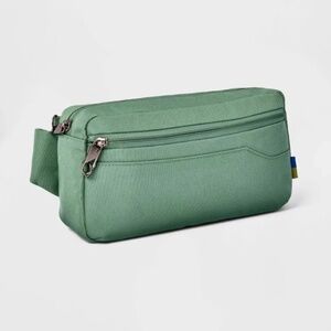 18. NWT Open Story Anti-Theft Hip Pack